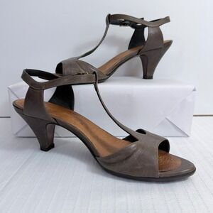 Chie Mihara Women T-Strap Leather Sandals EU 38 Peep Toe Kitten Heel Classic